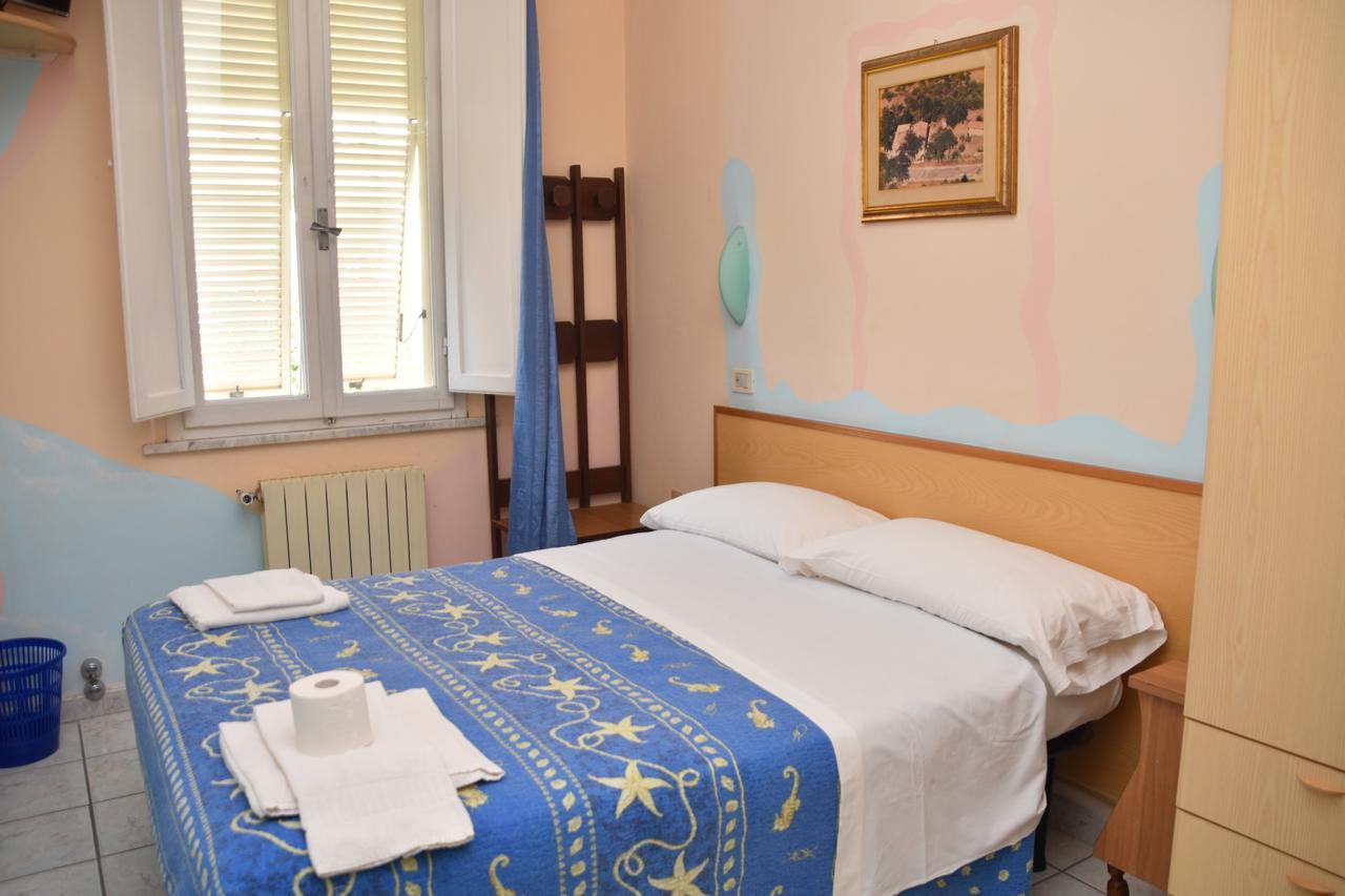 Hotel Maida Фолоника Екстериор снимка